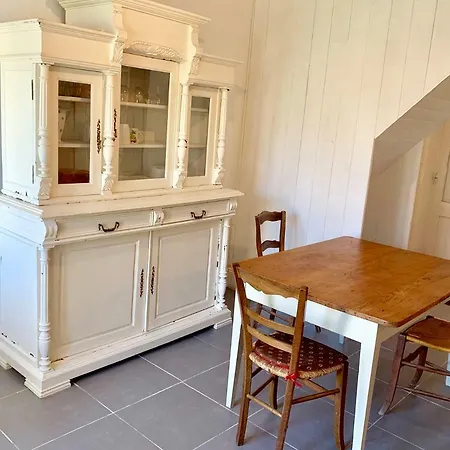 The Painted House * Authentic * Châteauneuf-sur-Charente