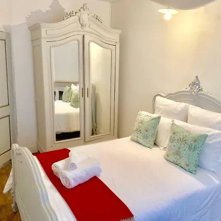 The Painted House * Authentic بيت للعطل