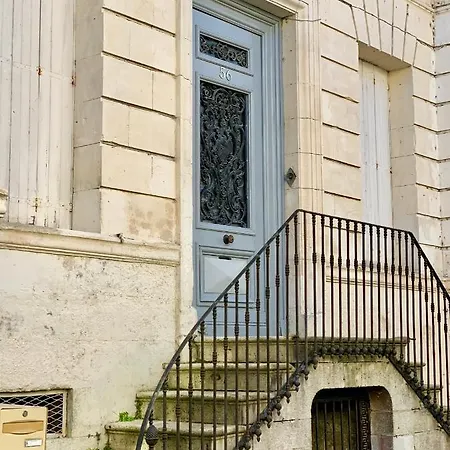 The Painted House * Authentic